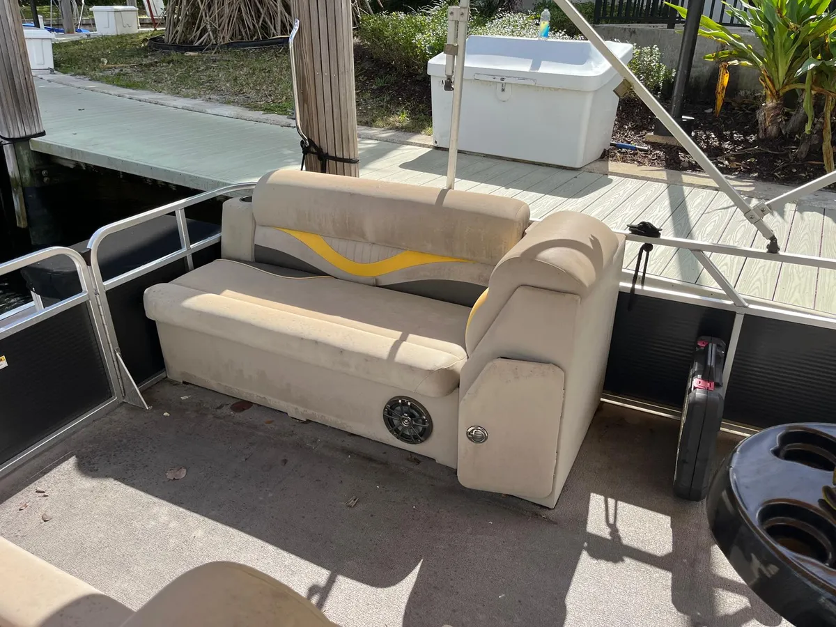 Pontoon boat bench seat reupholstery before 1