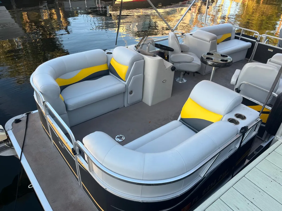 Pontoon Boat Reupholstery Before