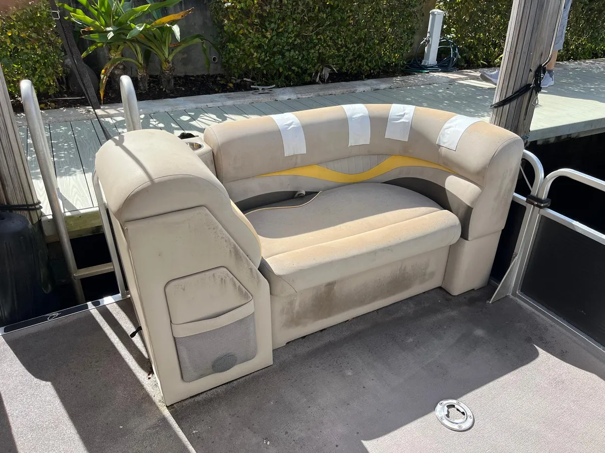Pontoon boat bench seat reupholstery before 4